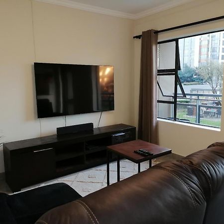 Emabheleni Executive Suites Westpoint Johannesburg Exterior photo